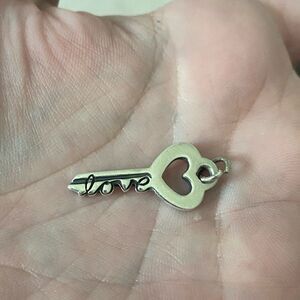James Avery Retired Key Of Love Charm